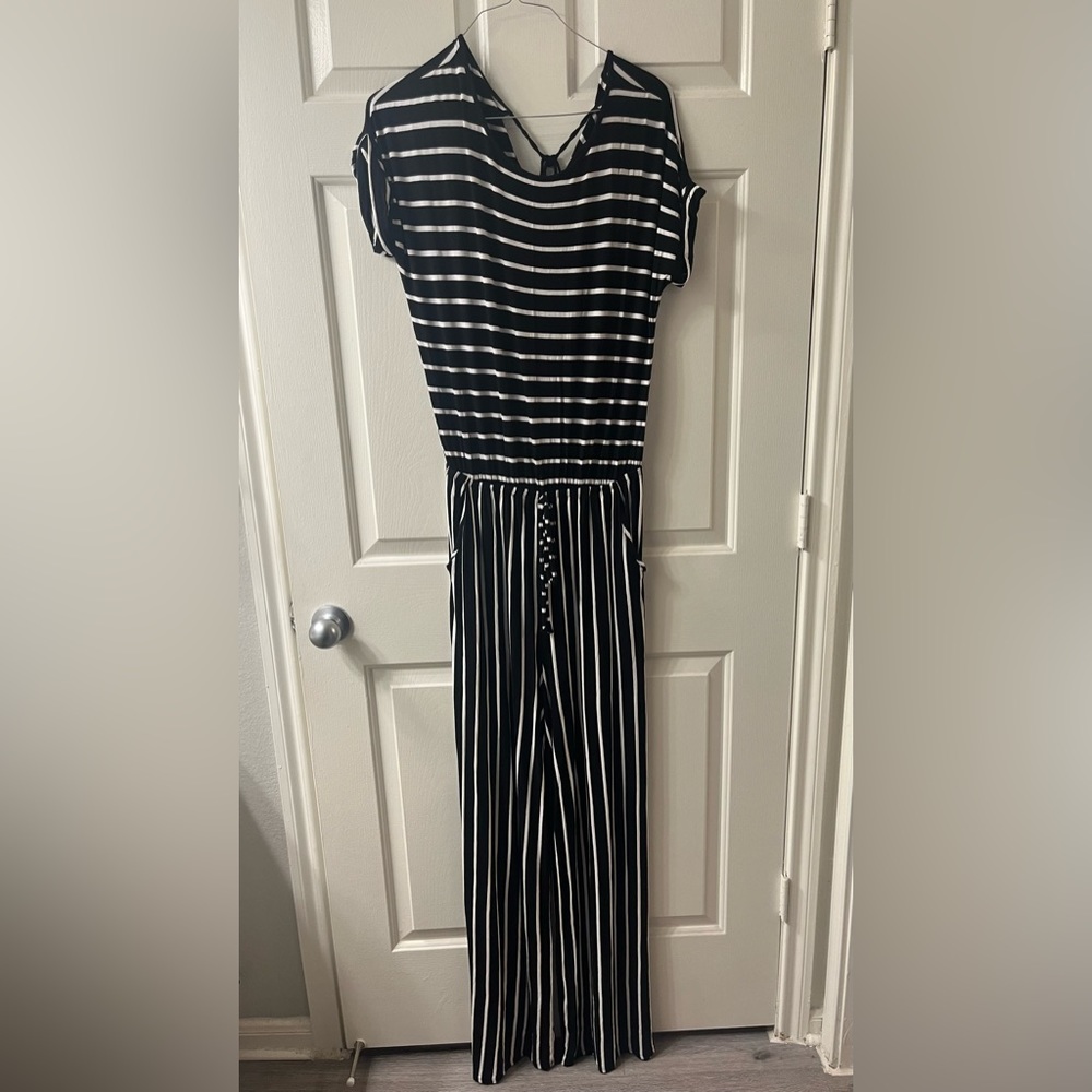 Women pants jumpsuit with pockets